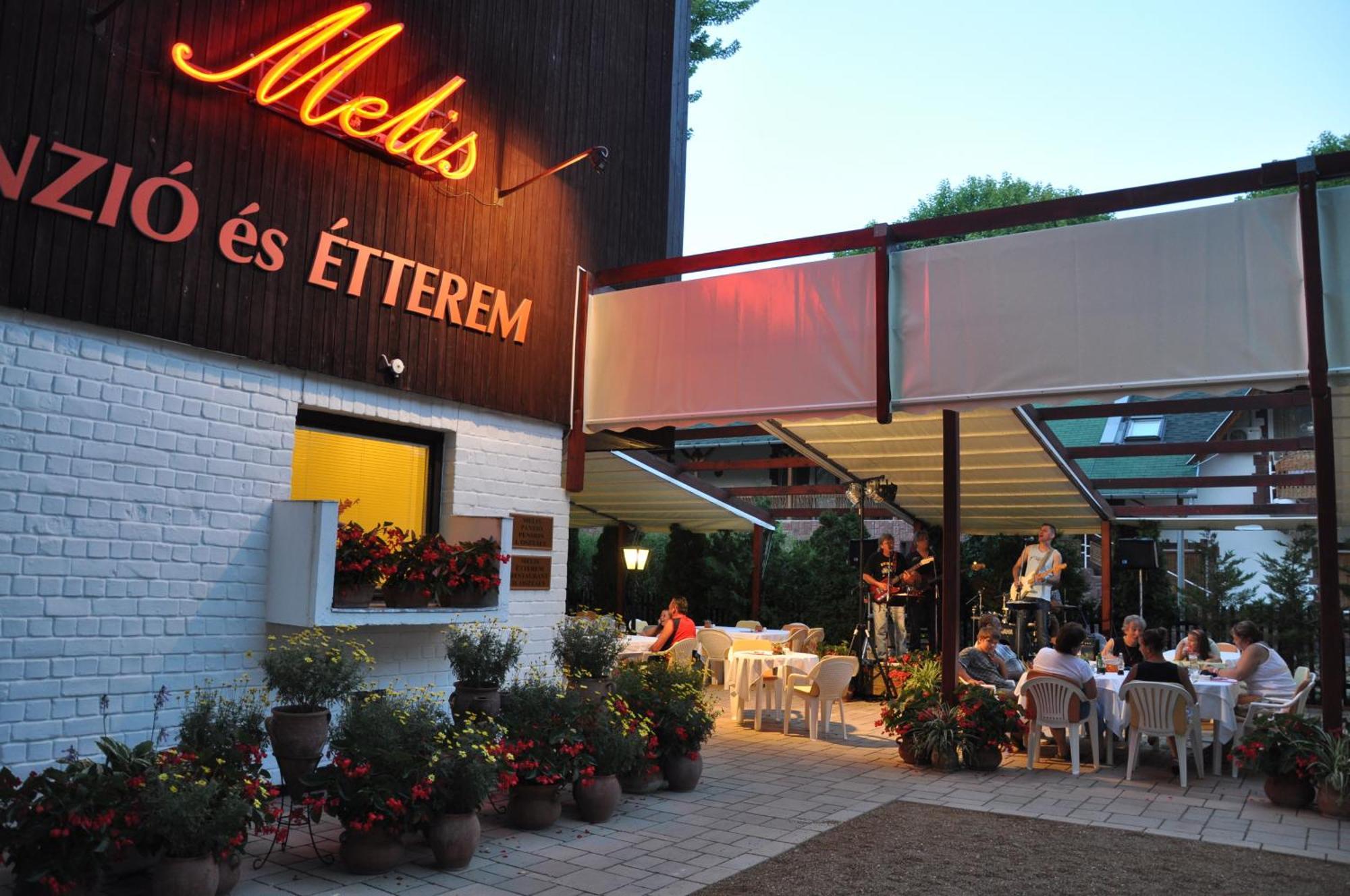 בלטונללה Hotel Melis מראה חיצוני תמונה